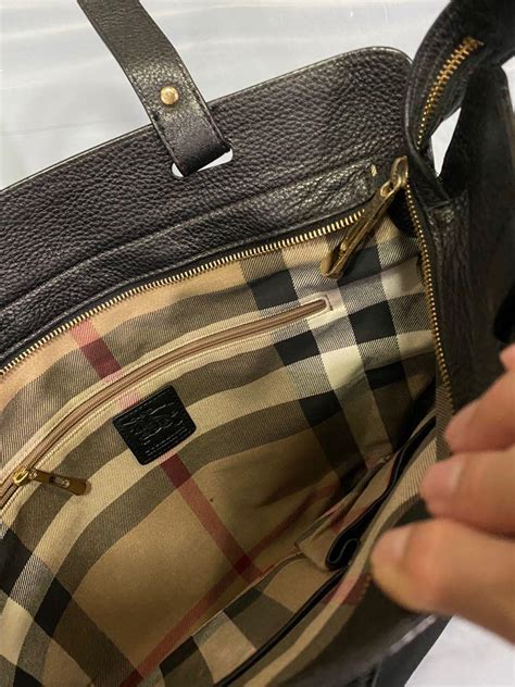 Burberry purse clearance sale